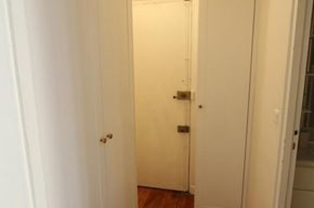 Location Appartement studio de 30m² meublé tout confort au 3ème étage Lyon 2