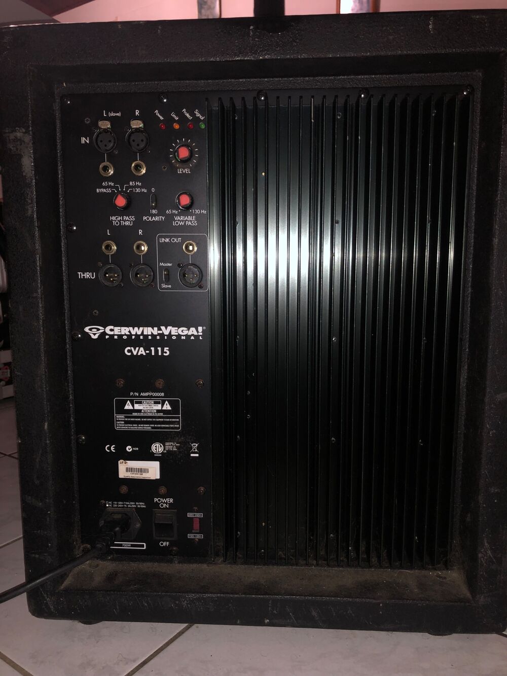 d'une paire de Subwoofer Cerwing-Vega CVA-115 Audio et hifi