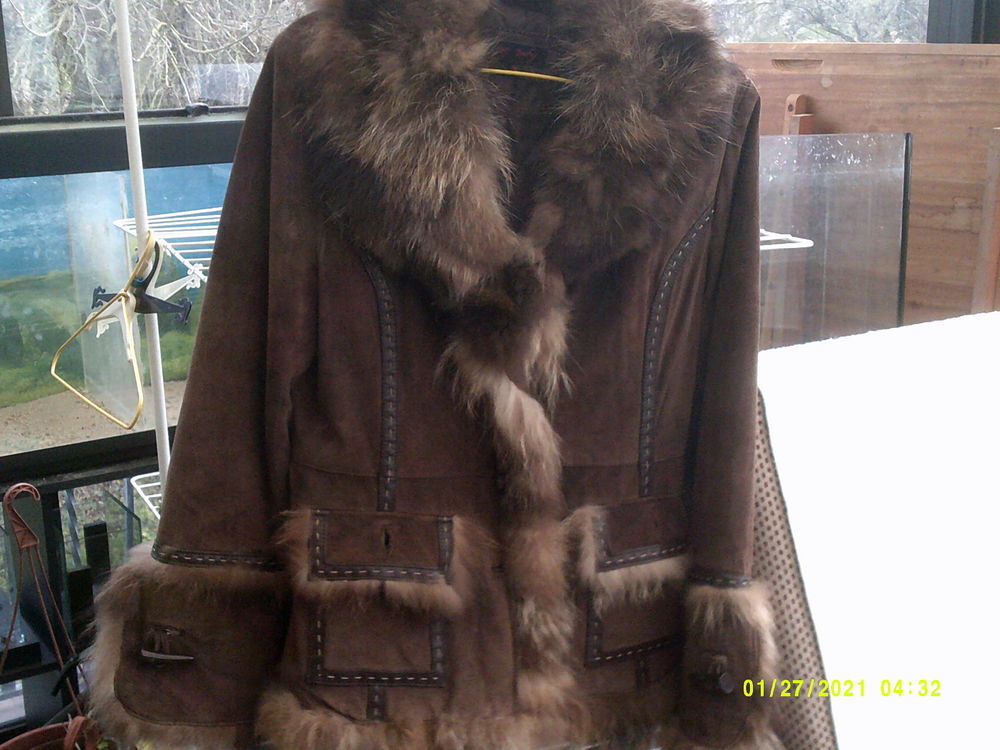 Manteau fourr&eacute; Vêtements