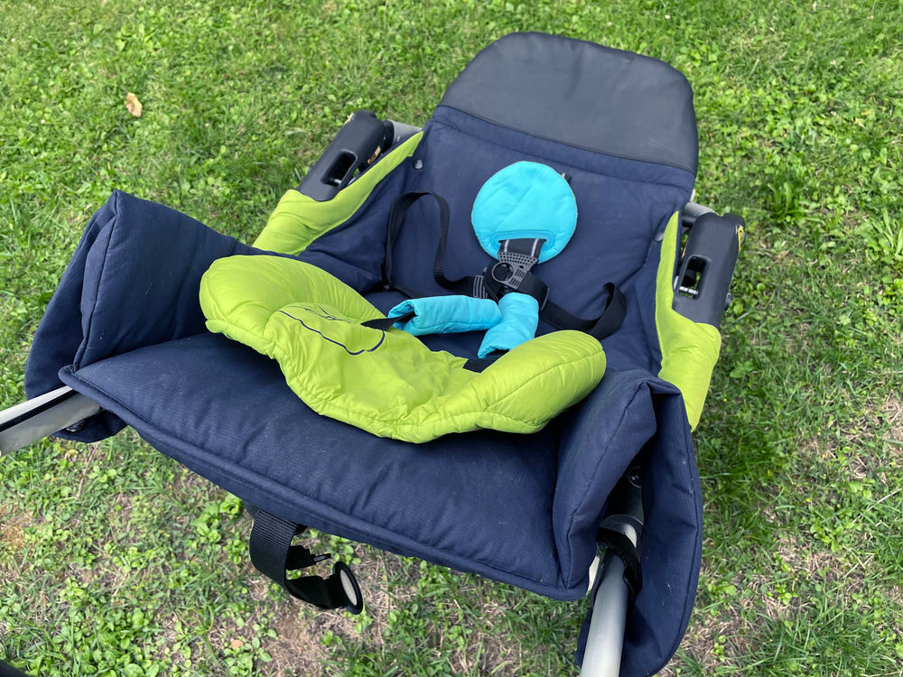 Duo Poussette sportive 3 roues et nacelle Jan&eacute; Pu�riculture