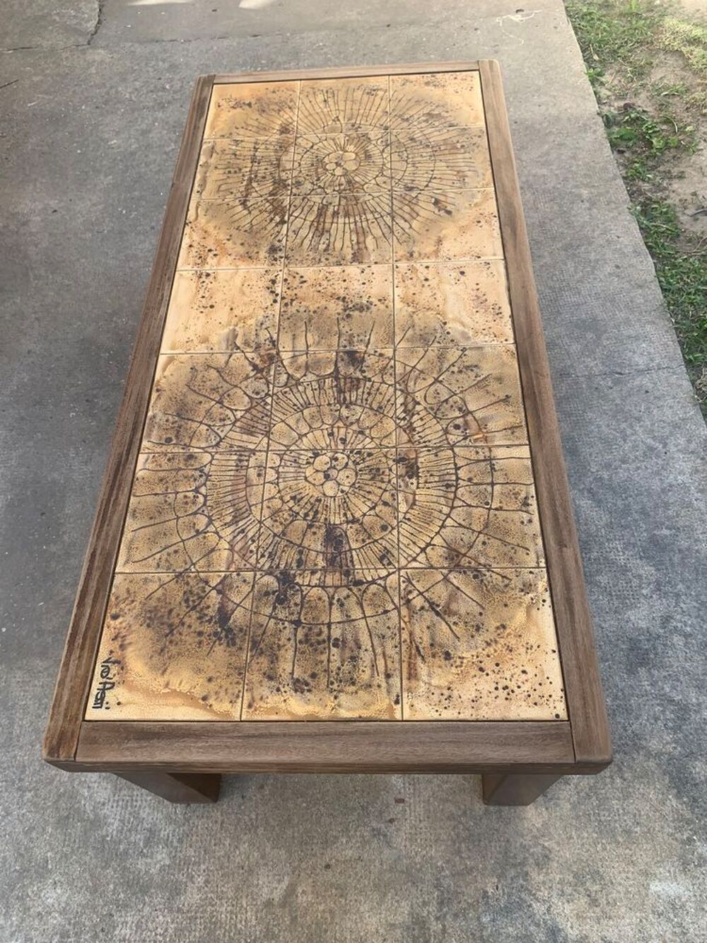 Table basse sign&eacute; Jean Dasti 
C&eacute;ramique Vallauris 
1960 Meubles