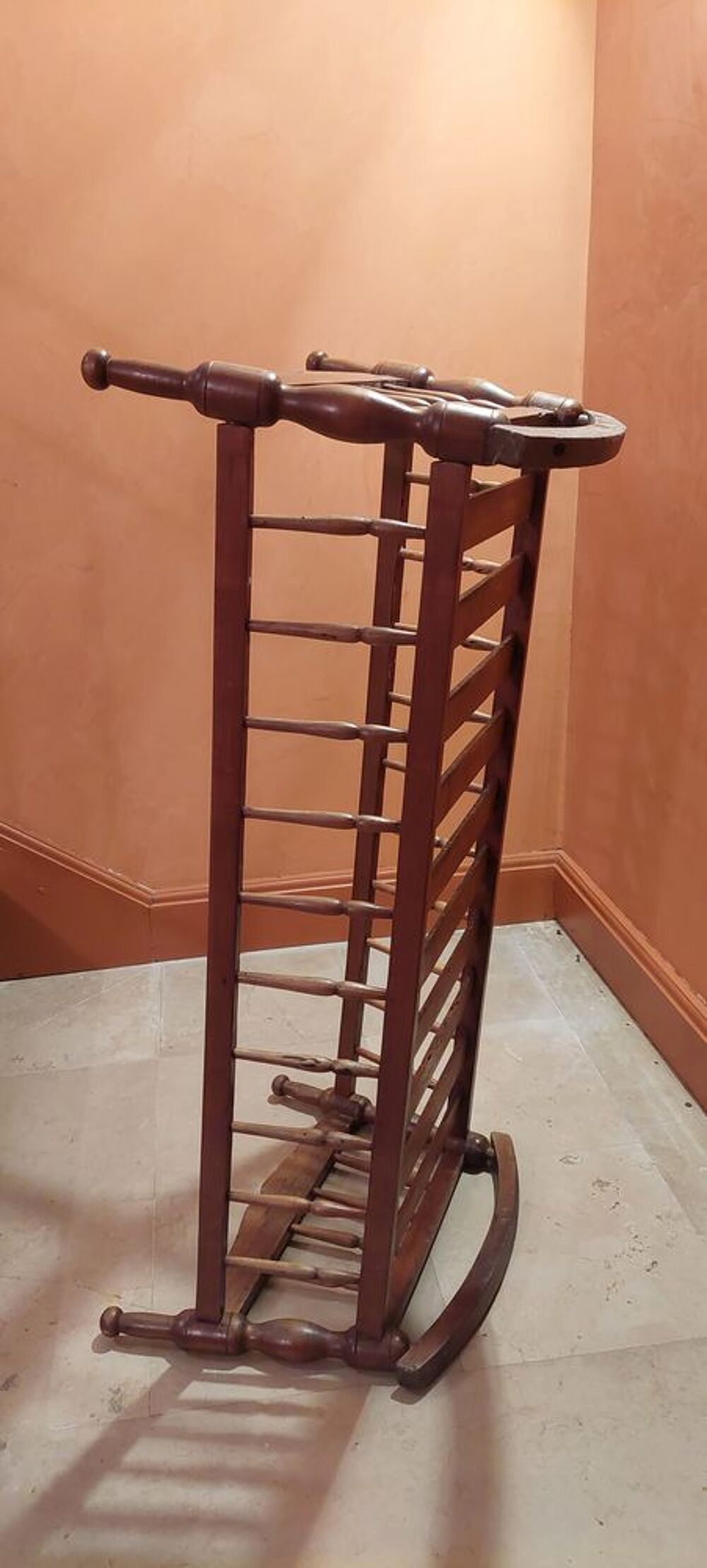 berceau bois ancien Décoration