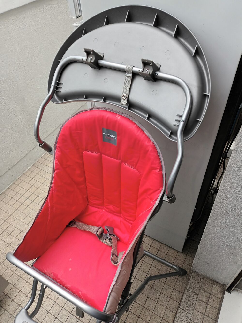 Chaise haute pour enfant Puériculture