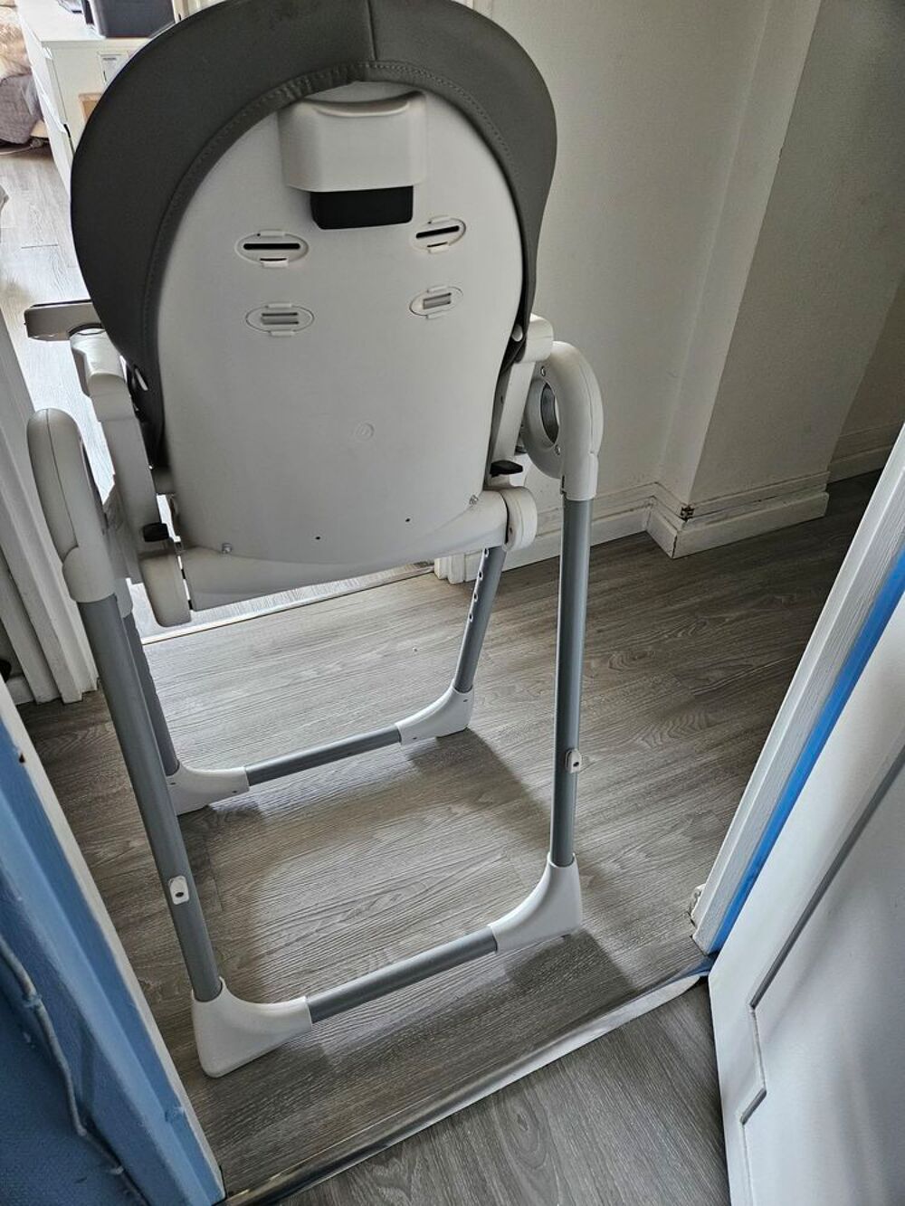 Chaise haute b&eacute;b&eacute; Mobilier enfants