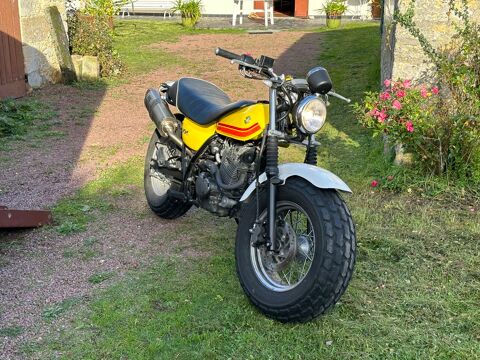 Moto SUZUKI 2007 occasion Valanjou 49670
