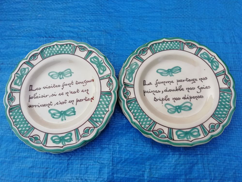 VINTAGE 4 assiettes &agrave; dessert avec maxime &eacute;crite Décoration