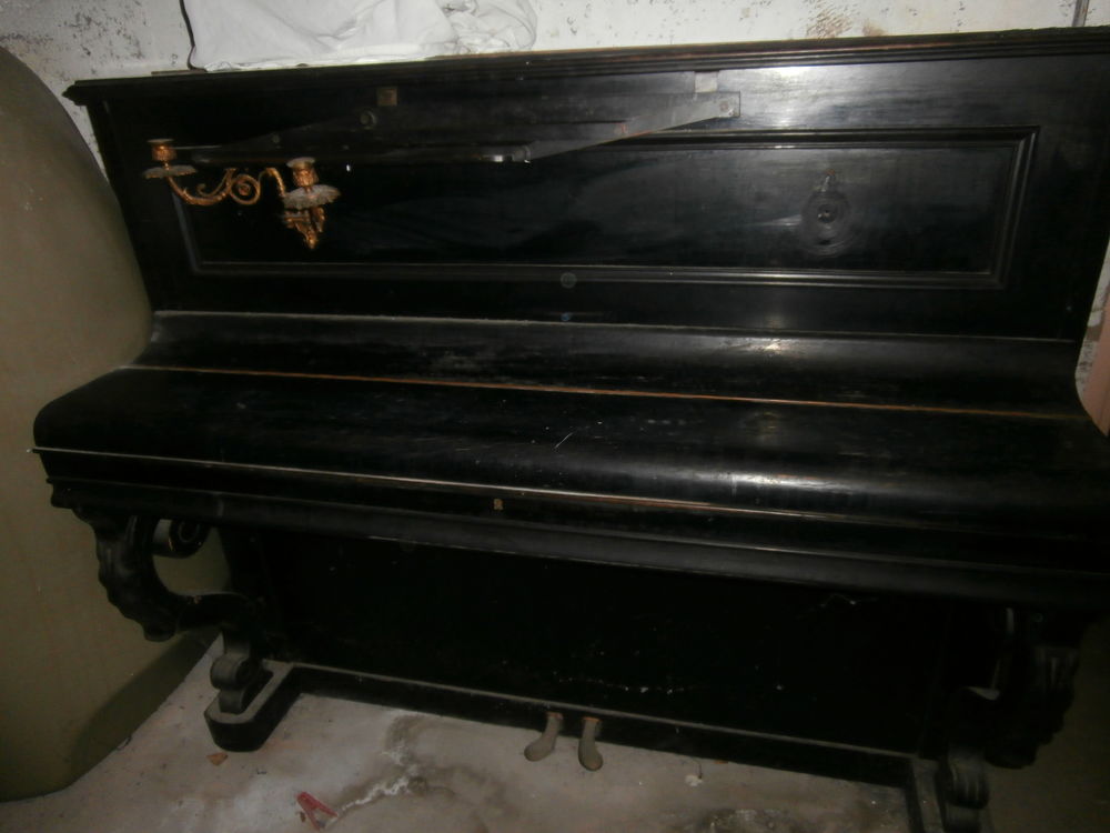 PIANO MASSPACHER A RENOVER Instruments de musique