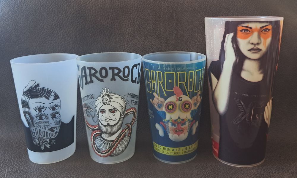 Lot de 4 verres en plastique de concert festival garorock 