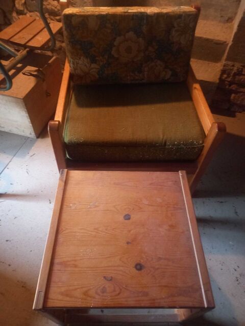 2 fauteuil en bois massif + petite table 150 Auxerre (89)
