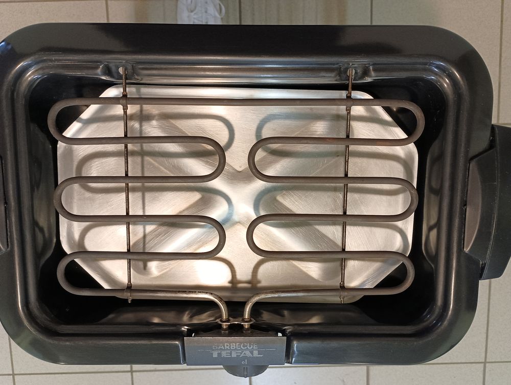Barbecue &eacute;l&egrave;ctrique T&egrave;fal. Electroménager