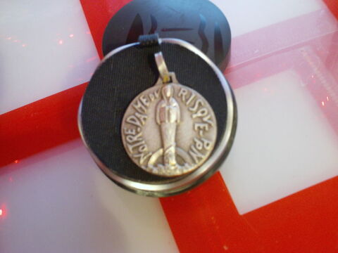 Vieille  médaille en argent gravée poinçon  Boquen N° 576 15 Beaune (21)