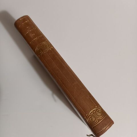 106 ans, 1917, mirabelle de pampelune , Colette Yver 3 Saumur (49)