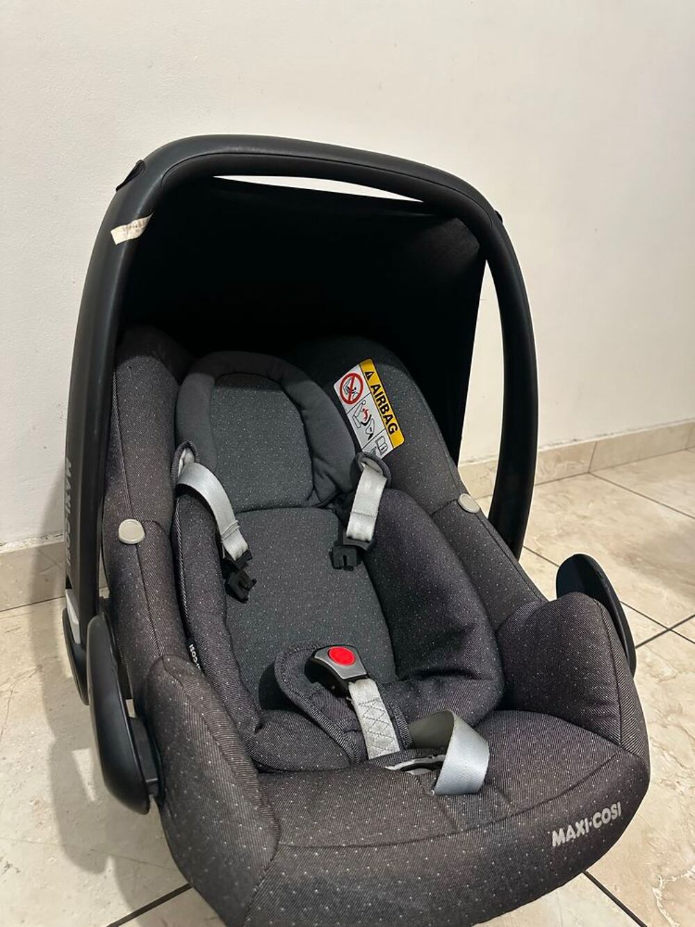 Si&egrave;ge auto b&eacute;b&eacute; Maxi-Cosi Rock i-Size €" 60 € Mobilier enfants
