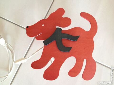 Lampe applique murale chien rouge en bois 15 Dijon (21)