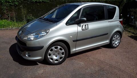 Peugeot 1007 1.4 HDi Dolce