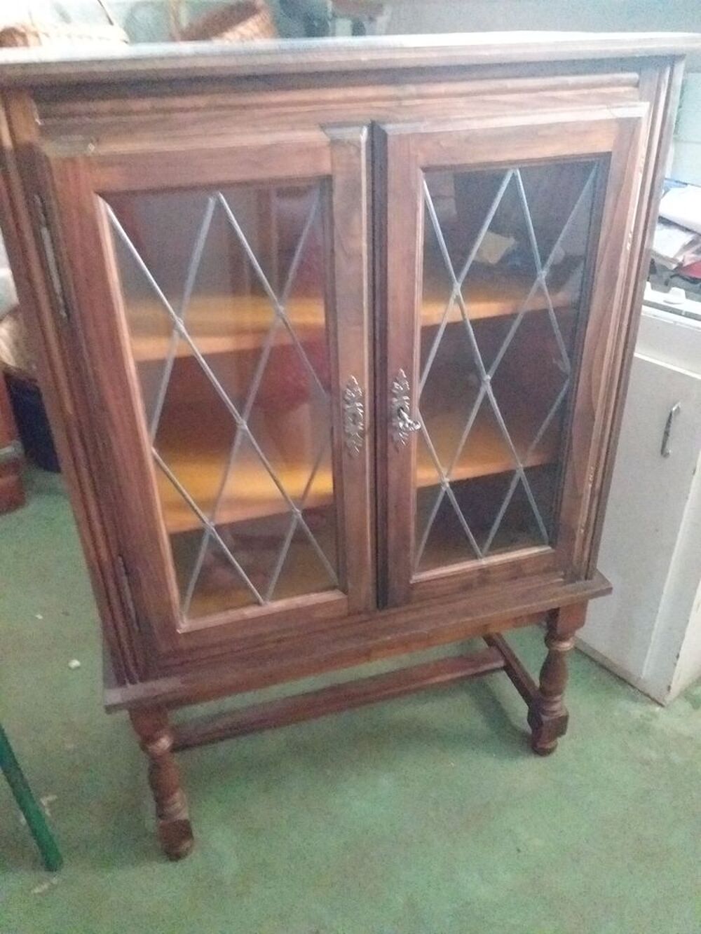 Meuble avec vitrine Meubles