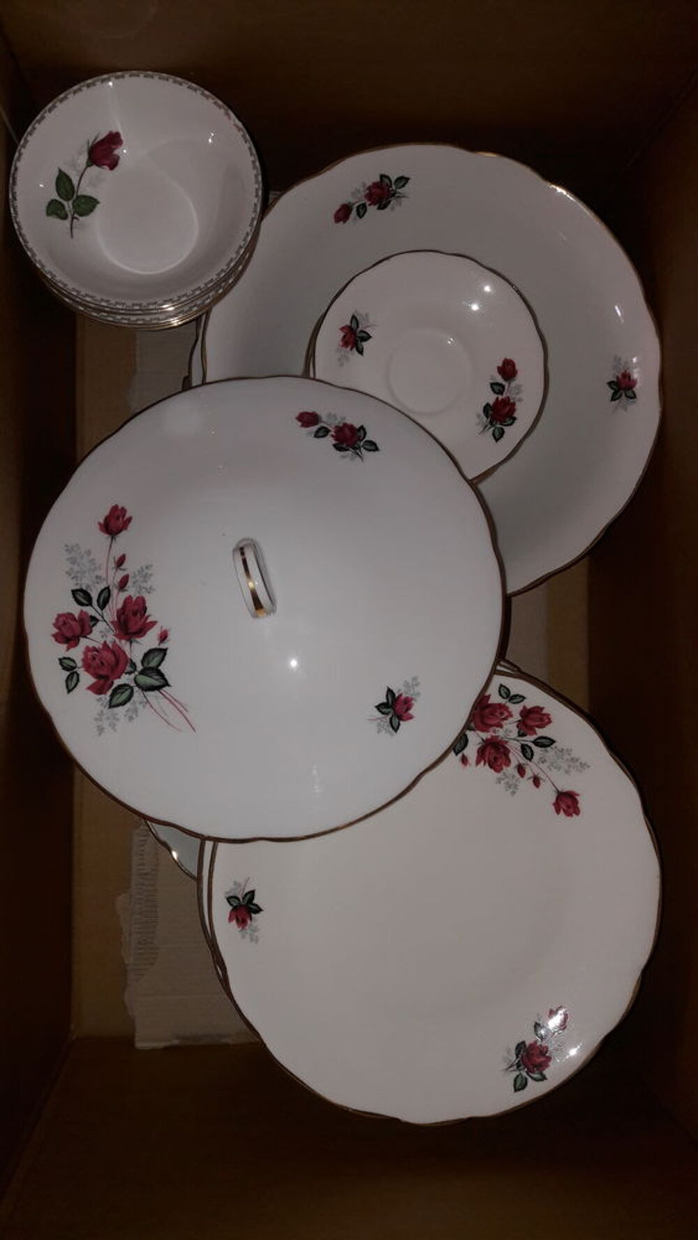 Vaisselle ancienne parfait &eacute;tat. Cuisine