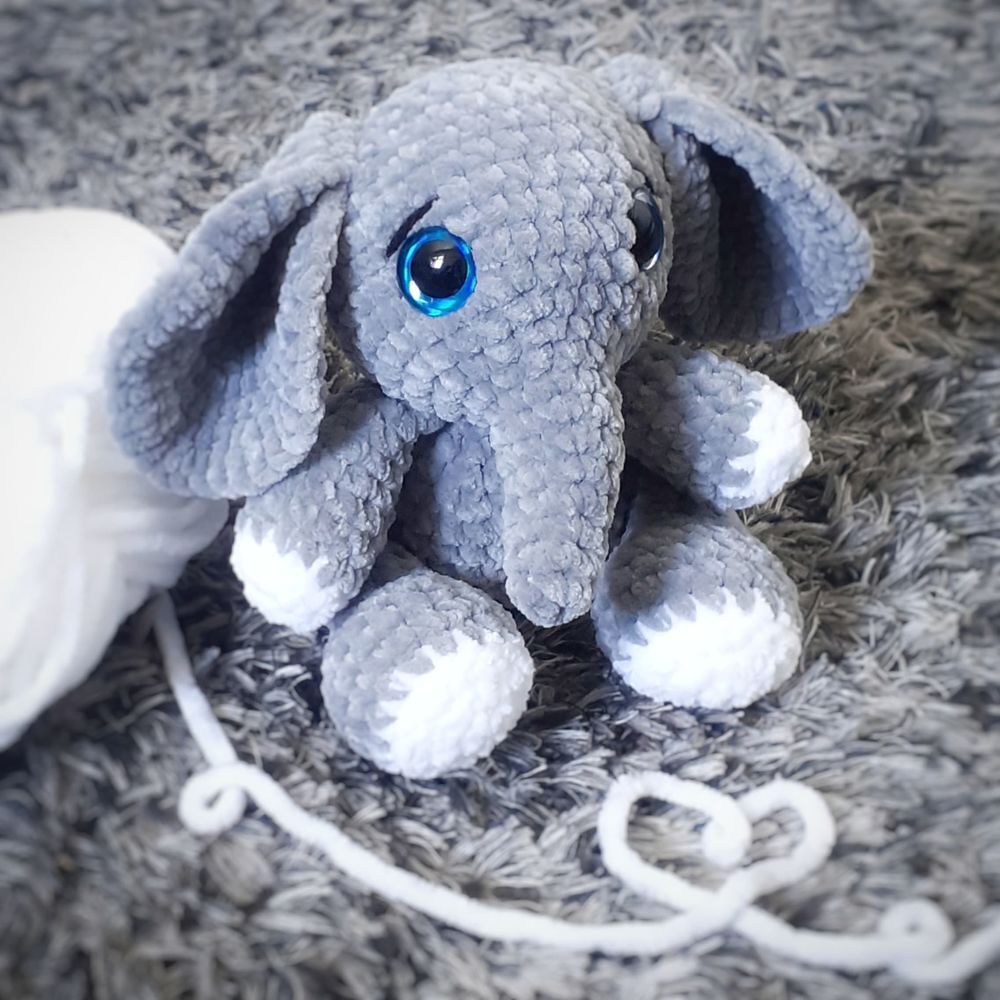 B&eacute;b&eacute; &eacute;l&eacute;phant au crochet Décoration