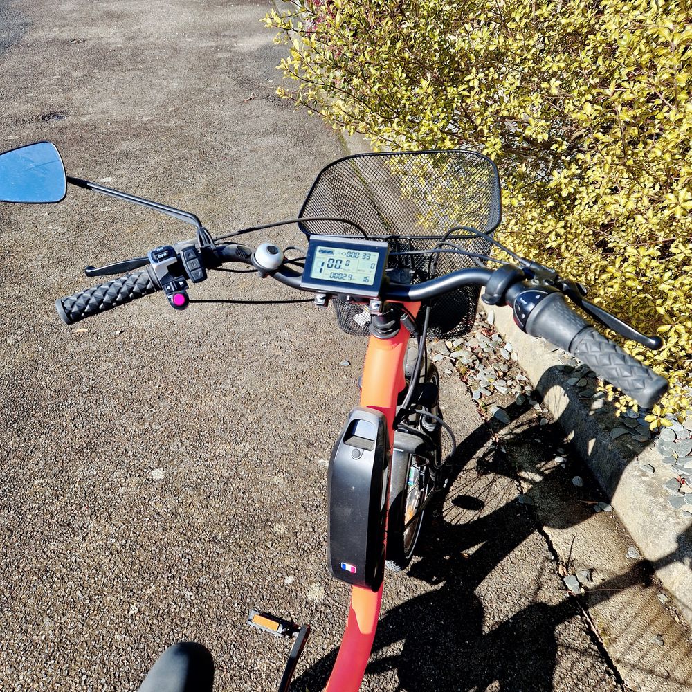 Tricycle assistance &eacute;lectrique Vlos