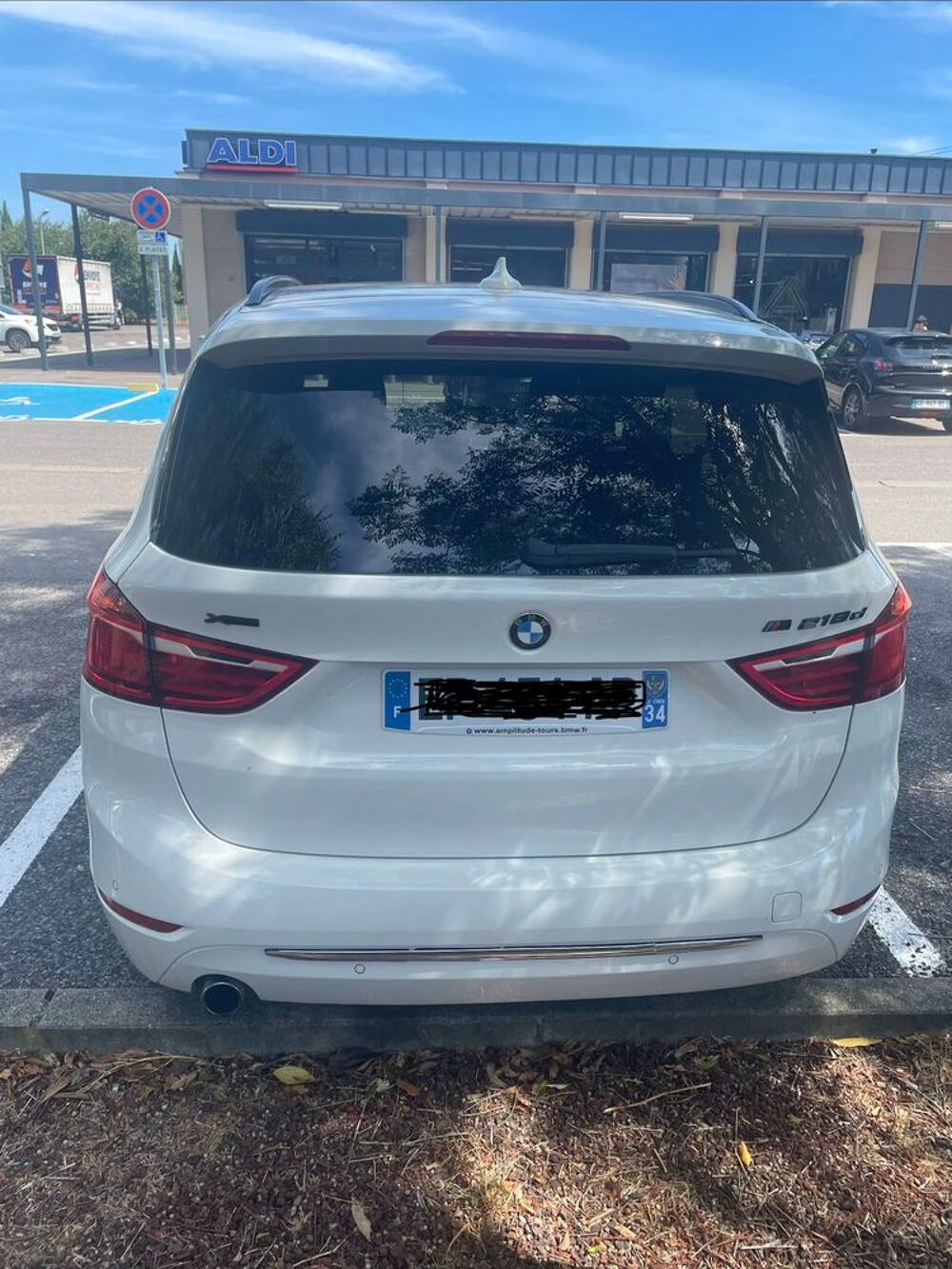 Serie 2 Gran Tourer 216d 116 ch Luxury A 2017 occasion 34920 Le Cr&egrave;s