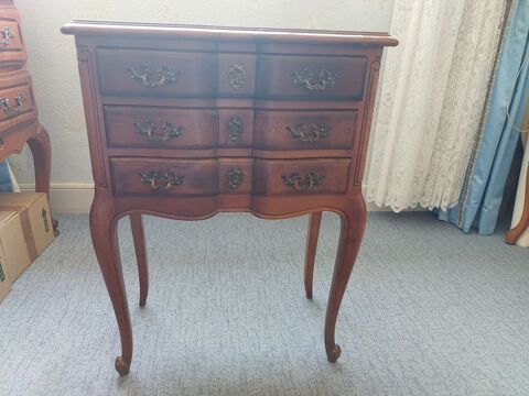 PETITE COMMODE (BIJOUTIER) 50 Domont (95)