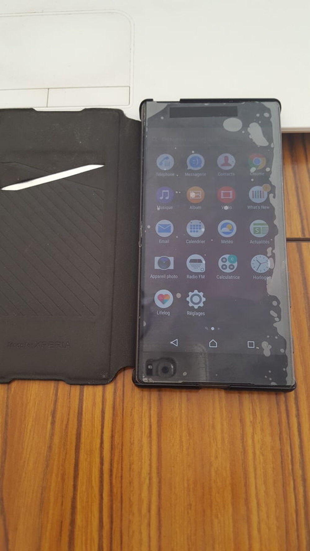 sony xp&eacute;ria z5 Téléphones et tablettes