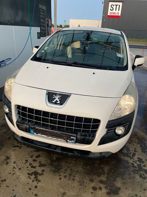 Peugeot 3008 1.6 e-HDi 115ch FAP BMP6 BLUE LION Allur