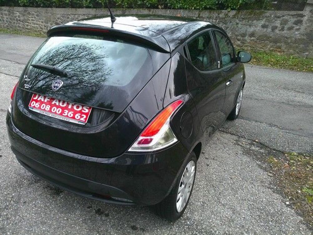 Ypsilon 1.2 8v 69 ch Stop&Start Gold 2014 occasion 42100 Saint-Etienne