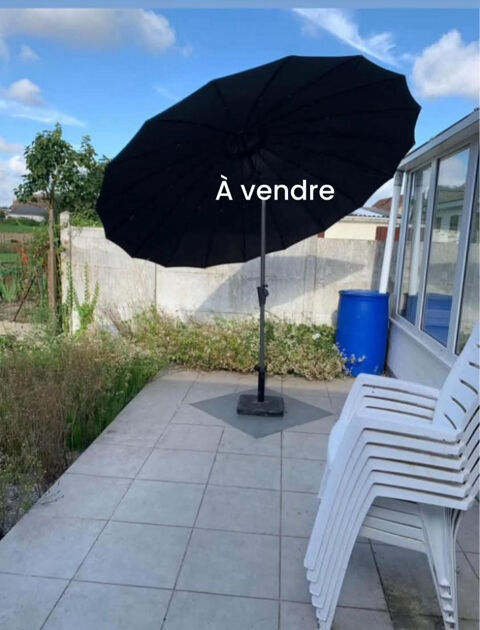 Parasol avec pieds en bton 80 Thiennes (59)