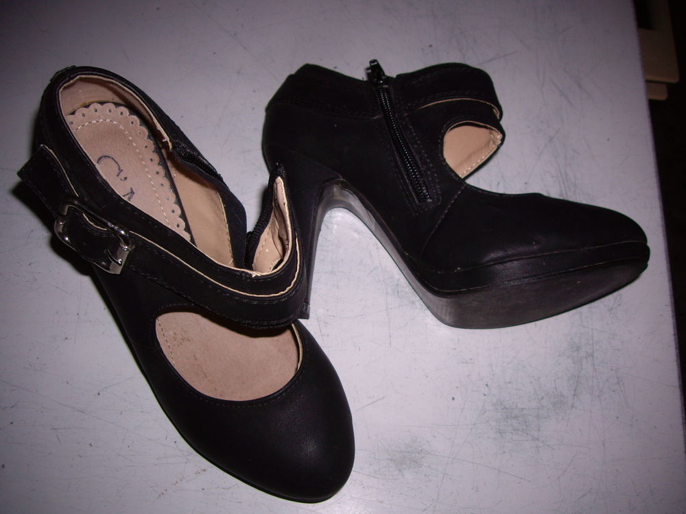 Escarpins Noir &agrave; boucle talon 10 cm pt 38 &agrave; 7 € Chaussures