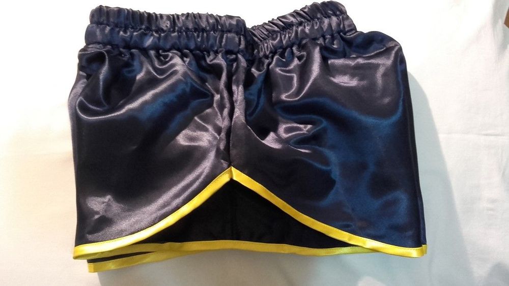 Short Nylon Satin Vintage Marine/liser&eacute; jaune Taille S 40 Vêtements