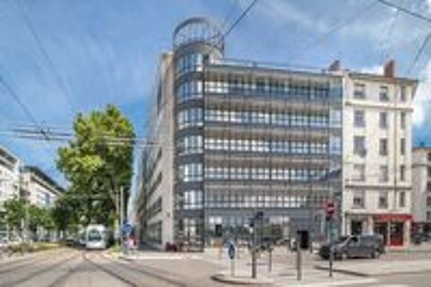   Louez un grand espace de bureau pour 50 personnes à Lyon Part Dieu Plaza 