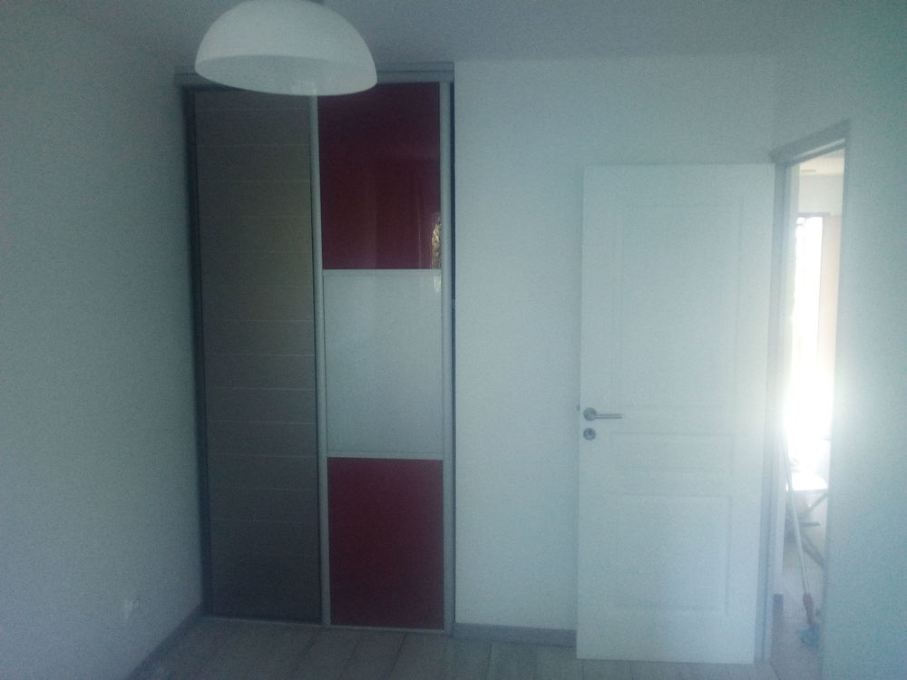 Location Chambre chambre meublée dans appartement F4 Grenoble