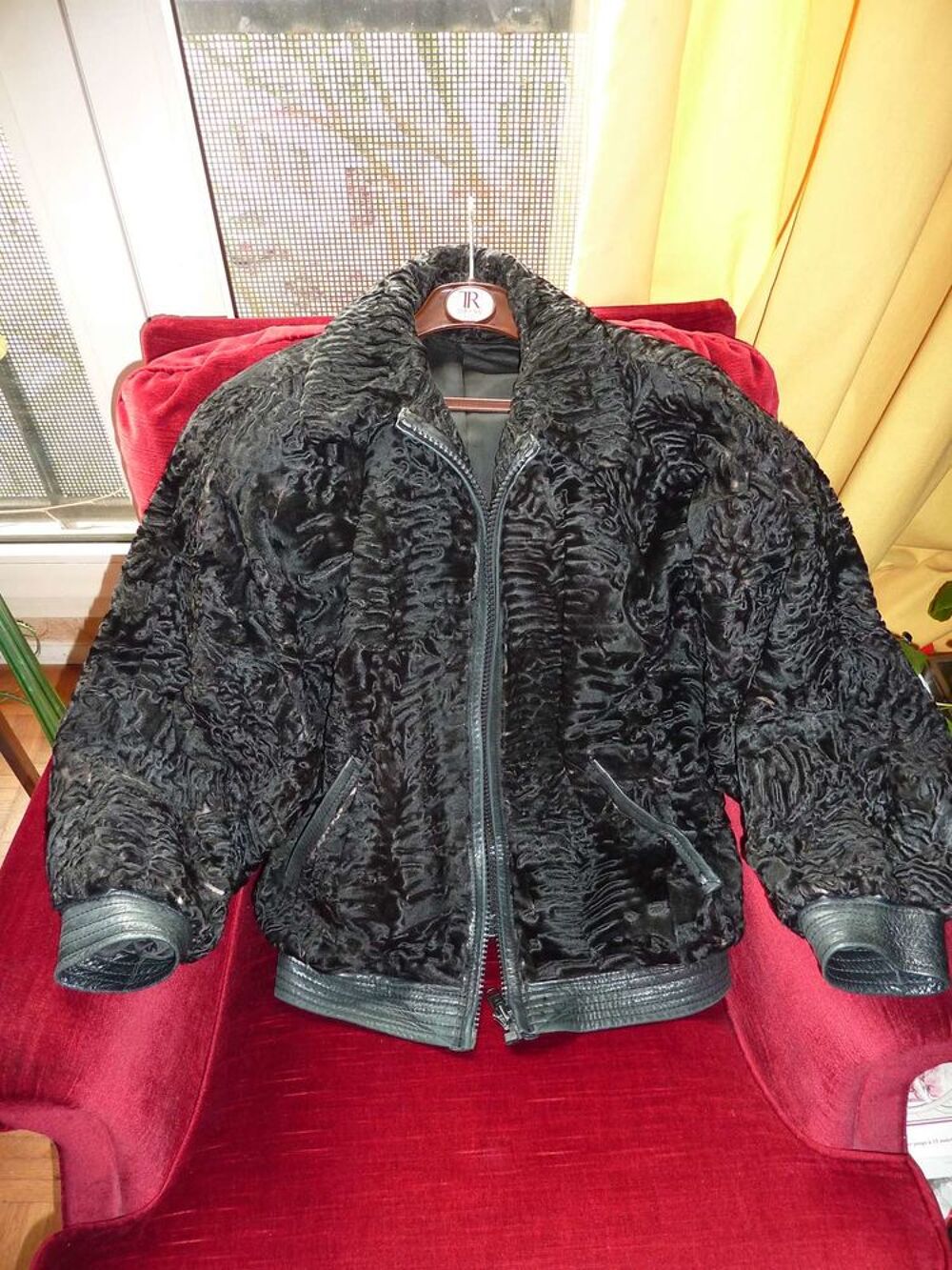 BLOUSON VINTAGE NOIR ASTRAKAN et CUIR Vêtements