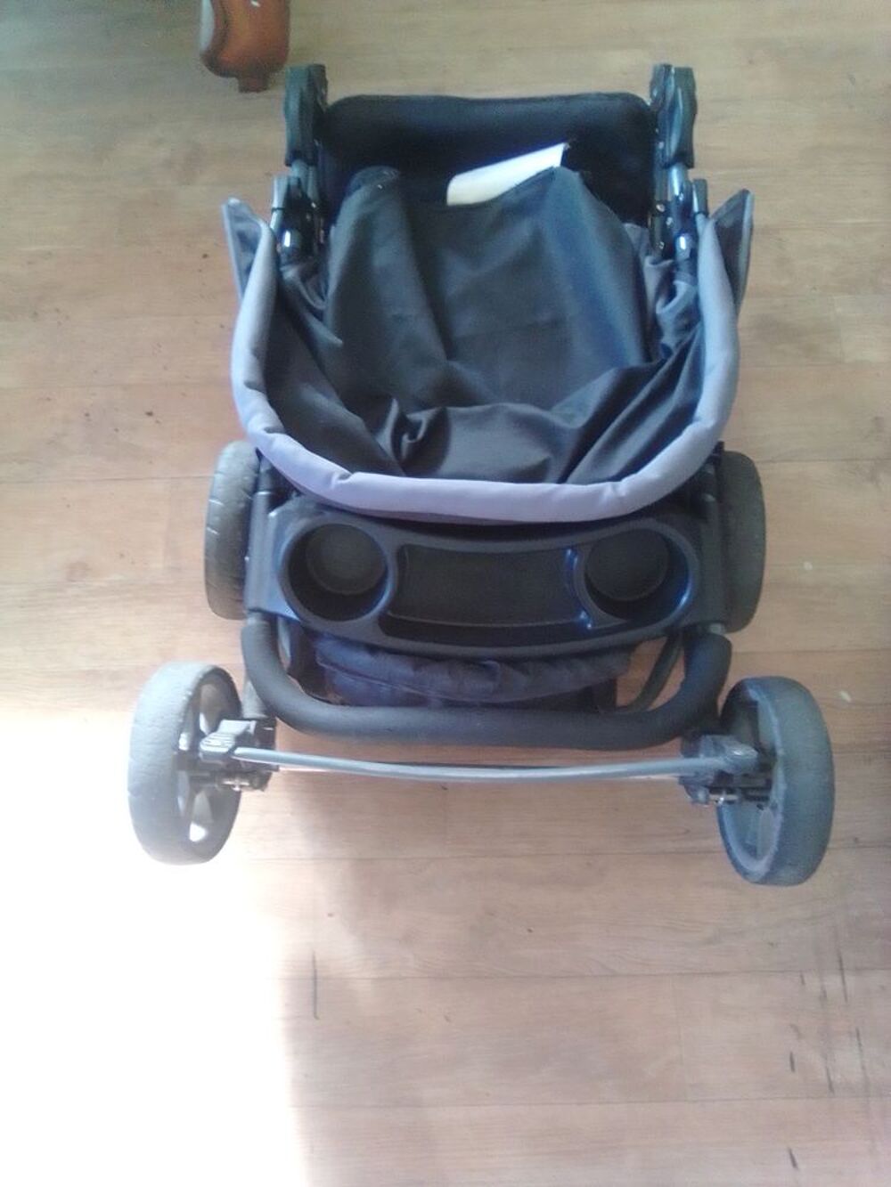 Poussette compacte TeamTex comme neuve Pu�riculture