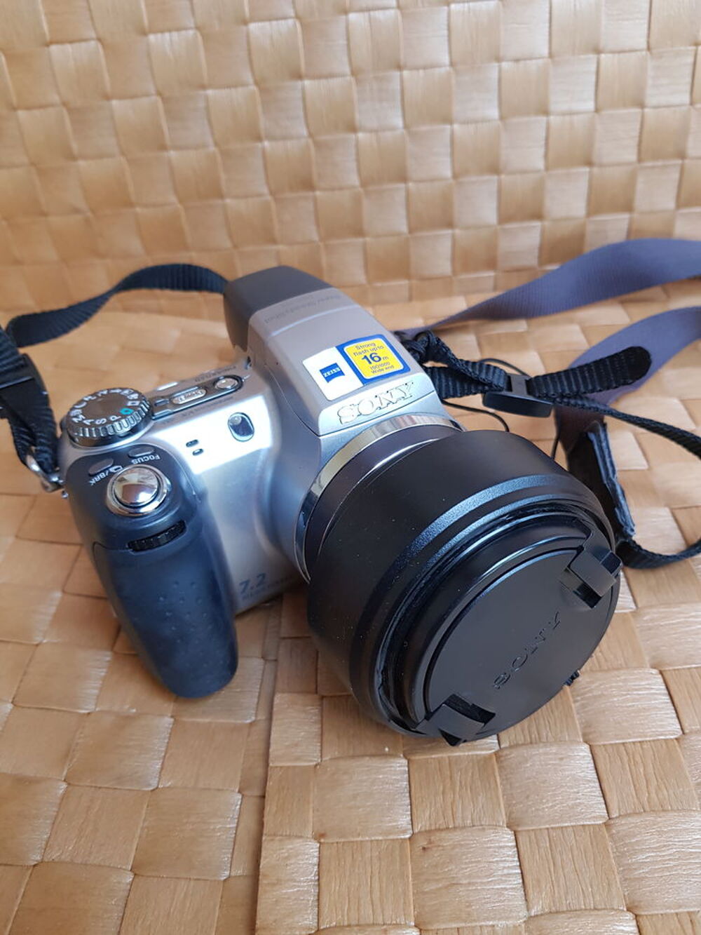 SONY Cyber Shot DSC-H5 Photos/Video/TV