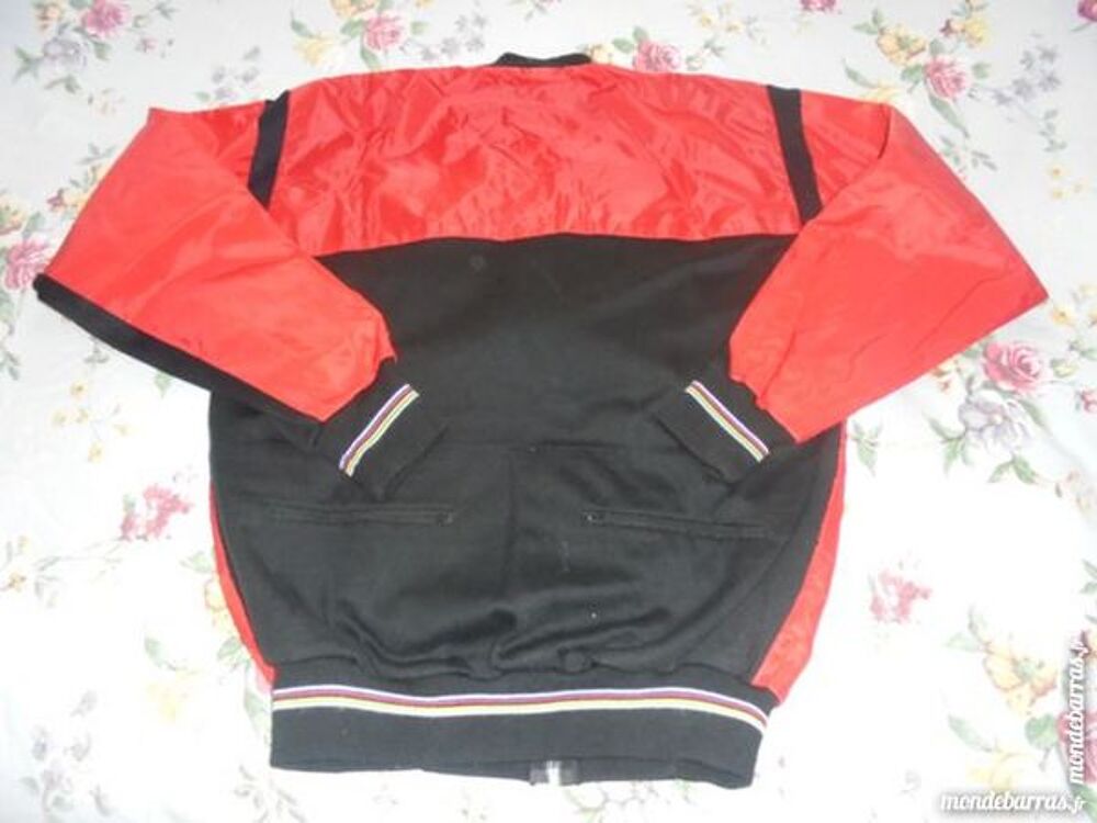 1 blouson cycliste Sports