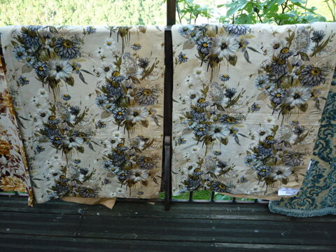 Rideaux/tenture/tissus ameublement/marguerite bleue/doublé 50 Castres (81)