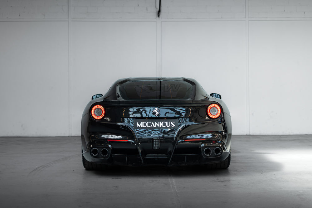 F12 Berlinetta V12 6.0 740ch 2016 occasion 75014 Paris