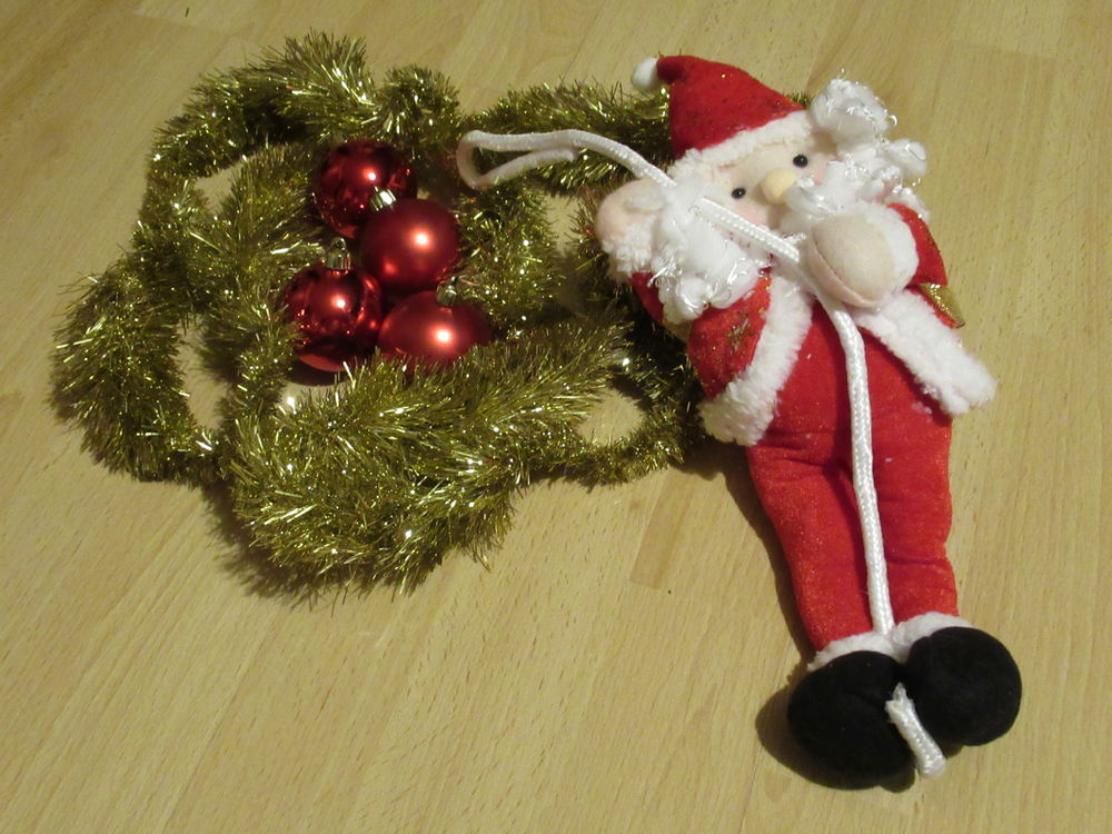 Lot de d&eacute;cos de No&euml;l - rouge et dor&eacute;es Décoration