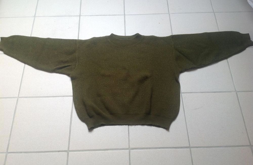 PULL VERT LAINE KNITWEAR by STICKER Envoi Possible Vêtements