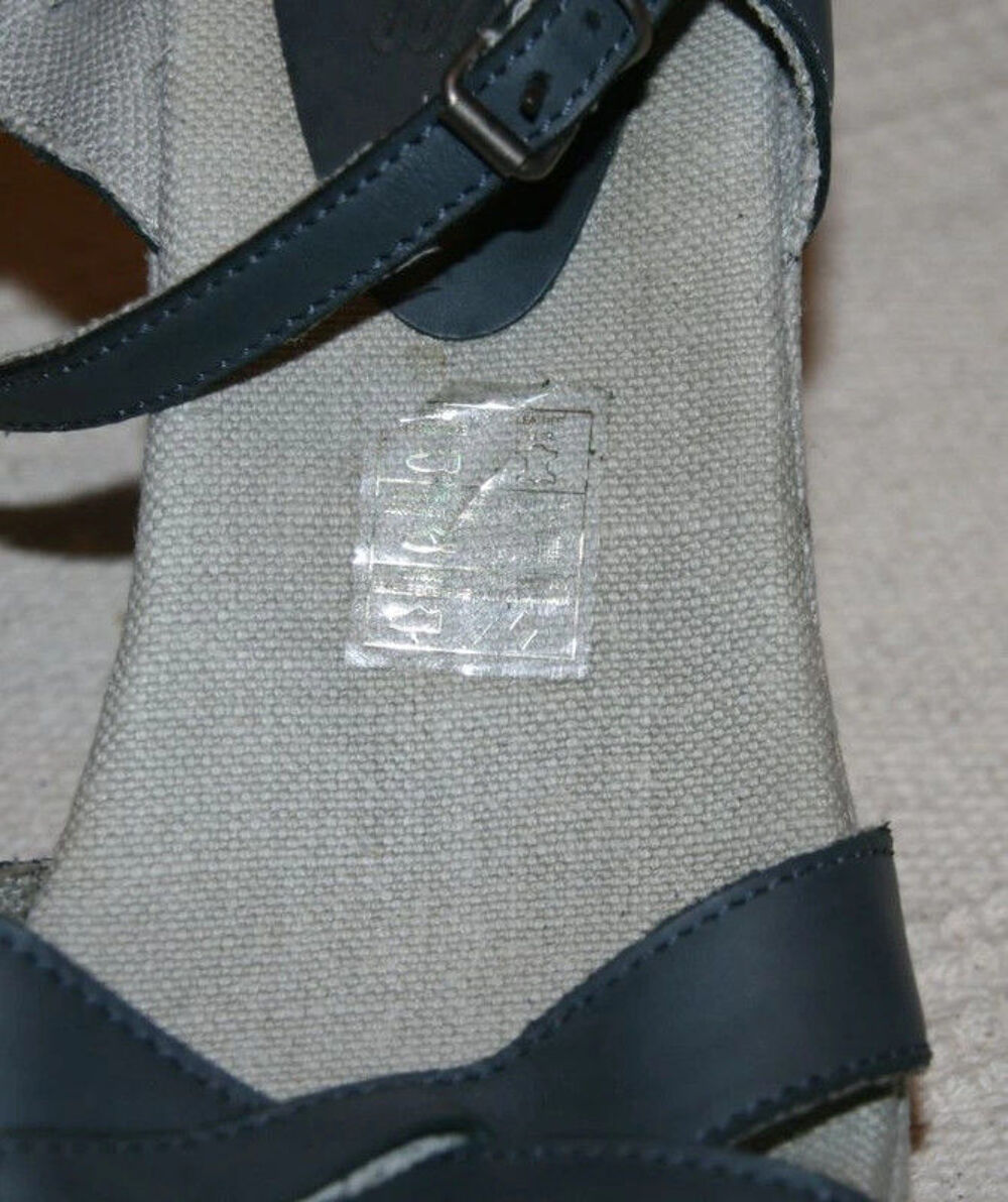 Sandales compens&eacute;es couleur gris 38 femme Chaussures