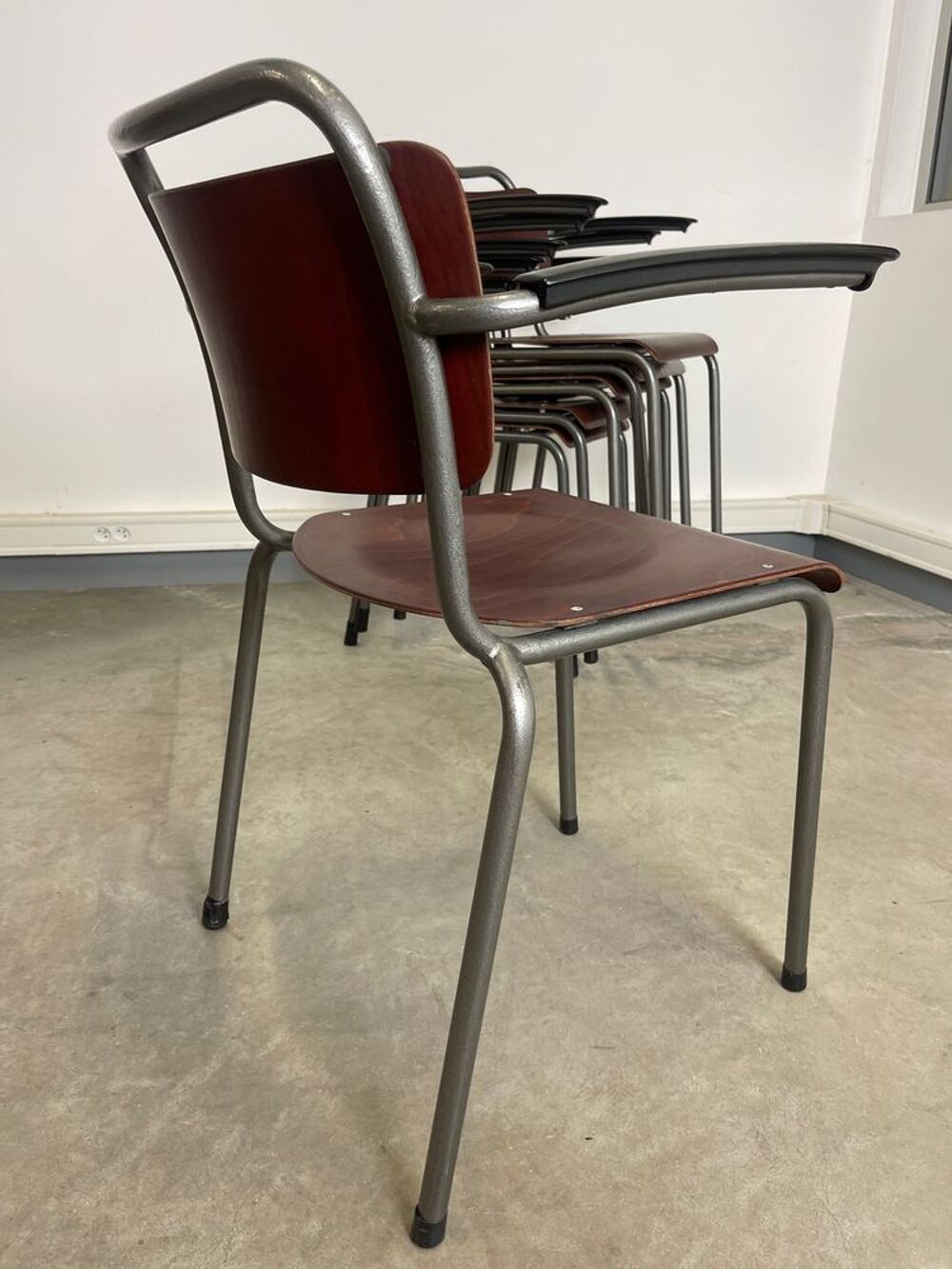 Lot de 6 fauteuils d'&eacute;cole gispen acajou paays-bas ann&eacute;es 70 Meubles