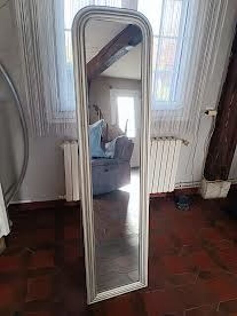 MIROIR SUR PIED ARQUE 25 Saint-Jean-du-Cardonnay (76)