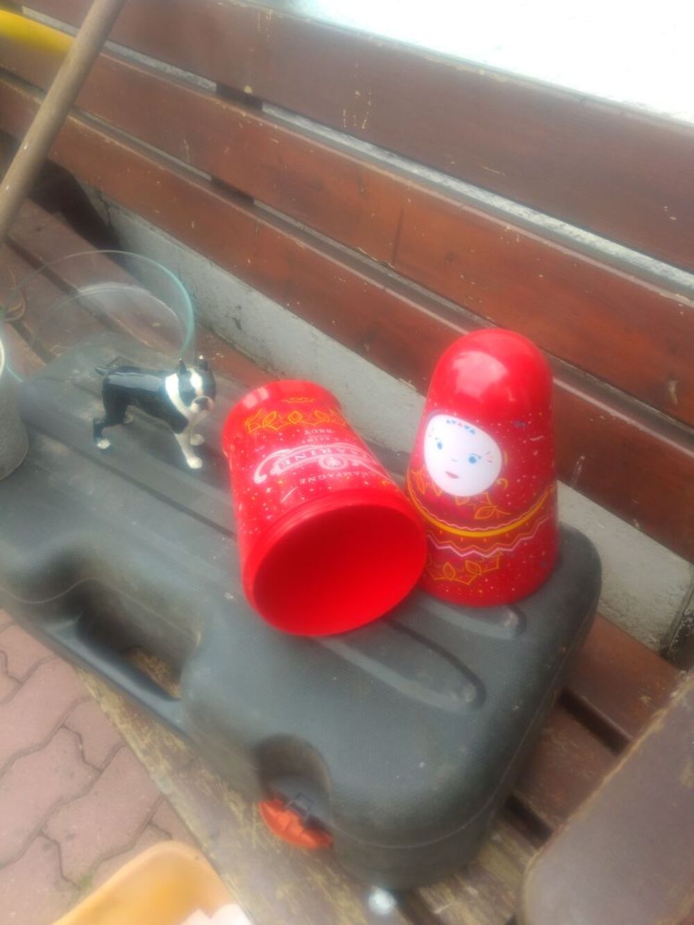 poup&eacute;e russe boite pour bouteille de champagne 