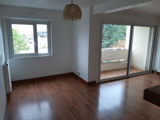  Appartement à louer 4 pièces 93 m²