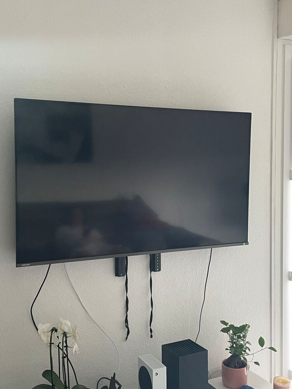 T&eacute;l&eacute; Toshiba 139 cm 55'&acute; 4K QLED Photos/Video/TV