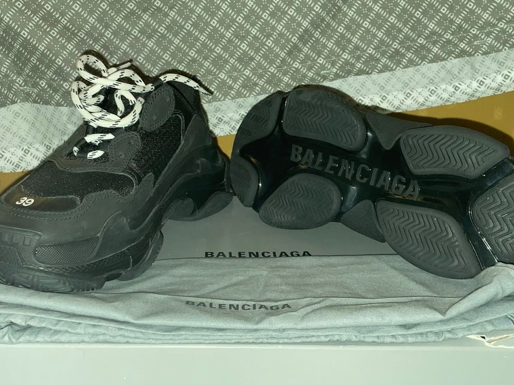 Balenciaga Triple S noires Chaussures