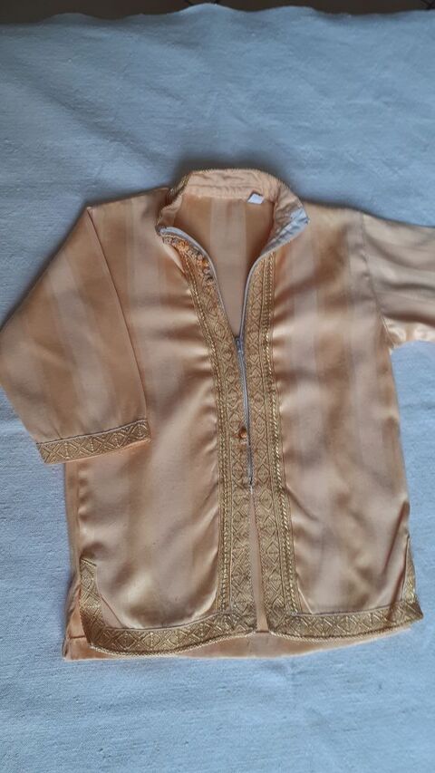 Tunique orientale gar�on 2 ans 2 Grisolles (82)