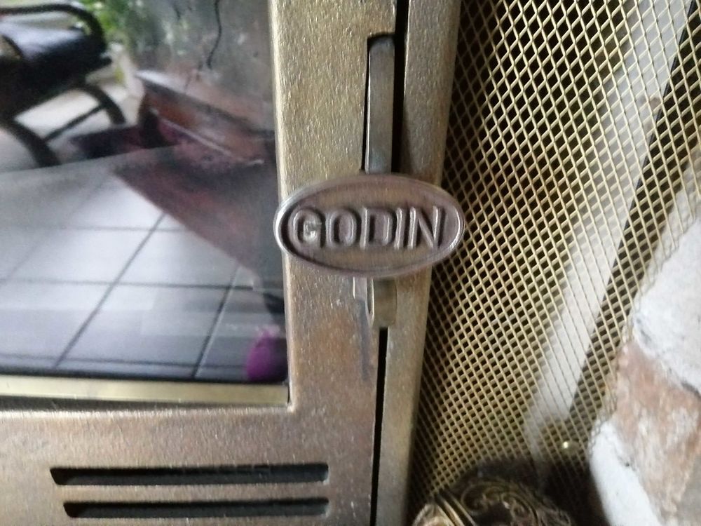 &agrave; vendre insert &agrave; bois Meubles